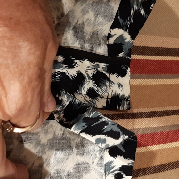 NWOT Women's Ambition Animal Print Button Up Jacket Size S - Picture 8 of 9